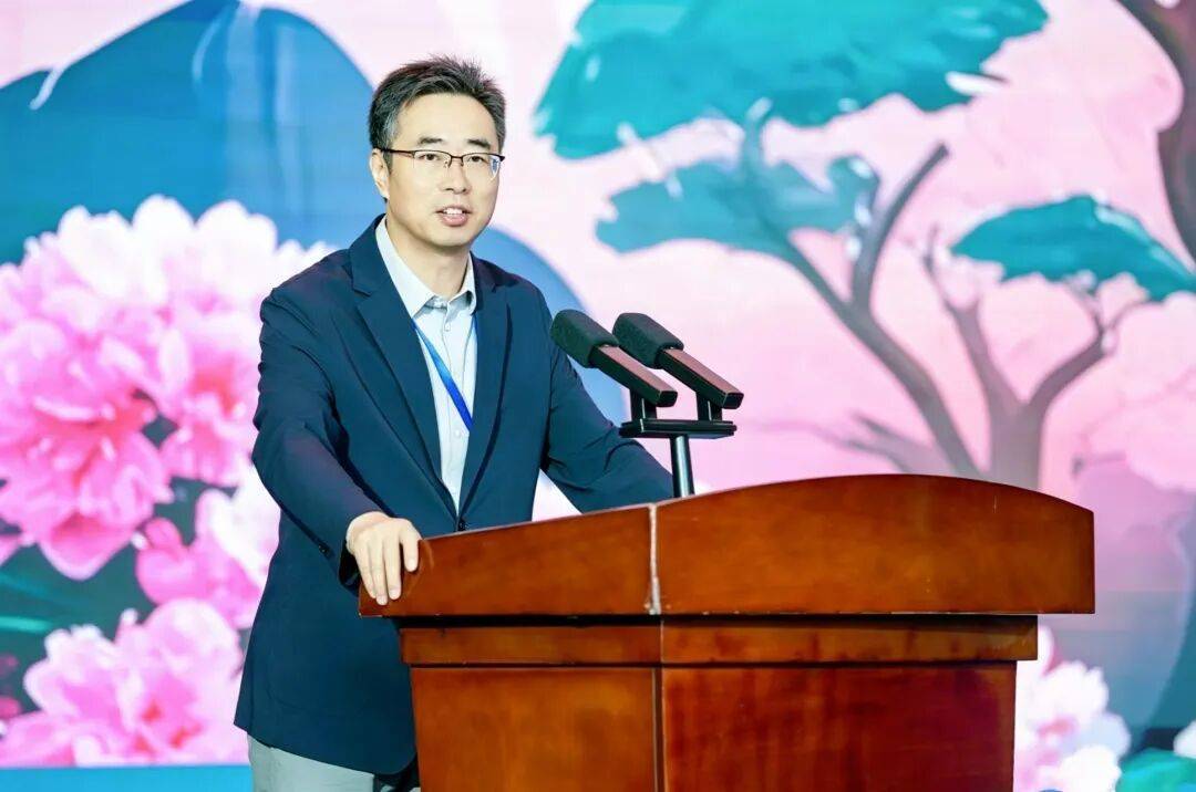 「旅居到贵州·生活更多彩」旅居地产推介暨百城千企「五省+1」房地产联展联销活动在贵阳开幕 「旅居到贵州·生活更多彩」旅居地产推介暨百城千企「五省+1」房地产联展联销活动在贵阳开幕