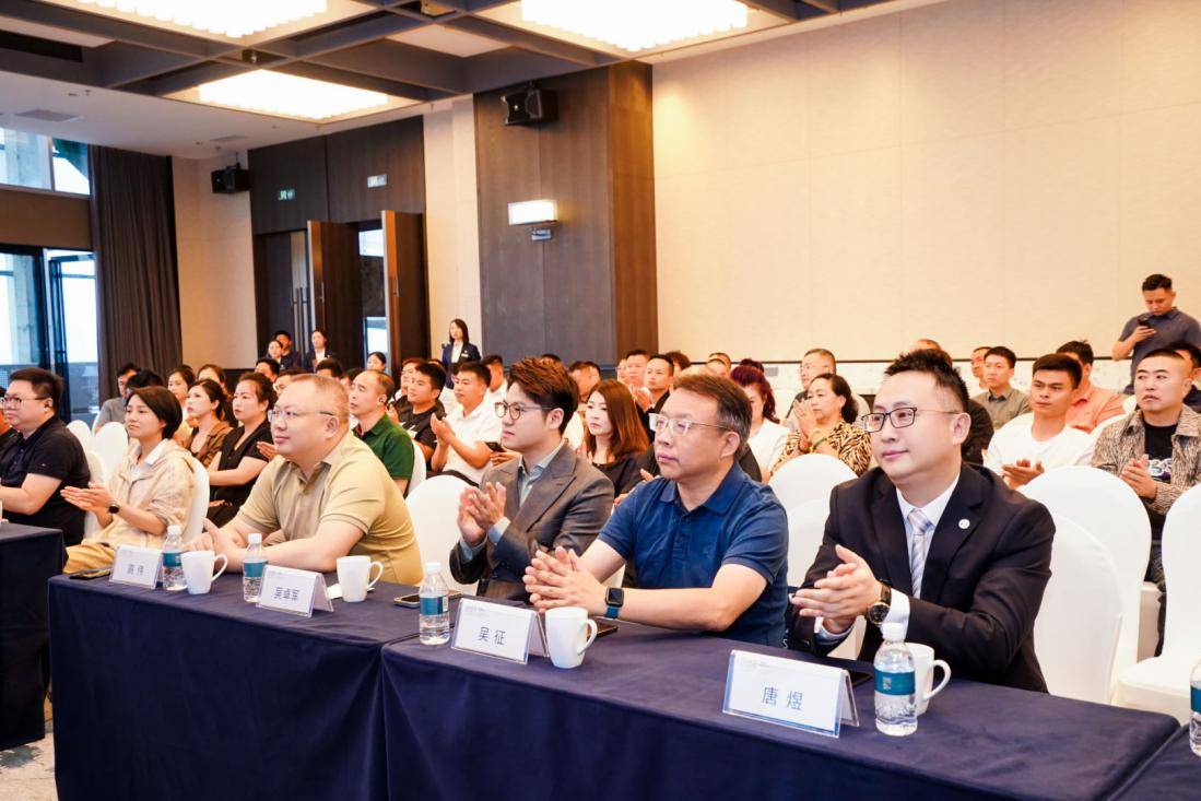 云端栖居添新标地 贵阳观山湖福朋喜来登酒店正式开业 云端栖居添新标地 贵阳观山湖福朋喜来登酒店正式开业