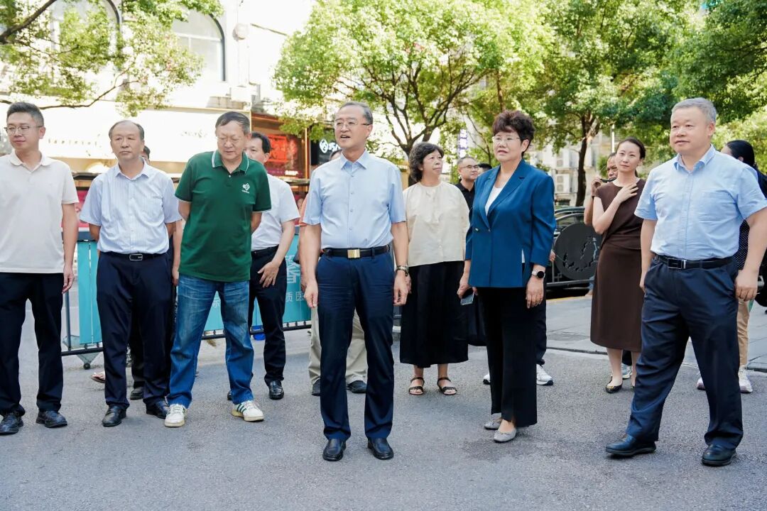 黔茶有爱,慈善同行——贵州慈善周在贵阳启动 黔茶有爱,慈善同行——贵州慈善周在贵阳启动