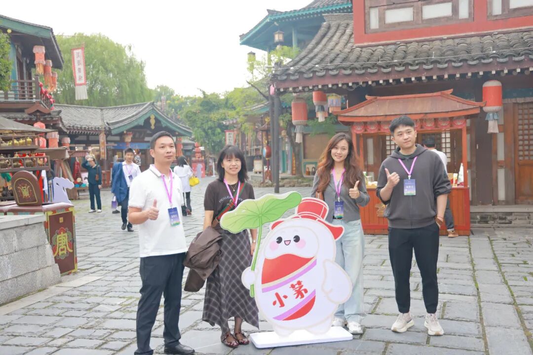 贵州茅台2026年湖北茅友嘉年华暨贵州茅台酒（春夏秋冬）四季文化产品发布会在襄阳举行